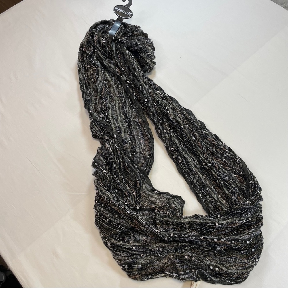 Collection Eighteen Infinity Scarf Textured Shimmer Black White Women's NWT